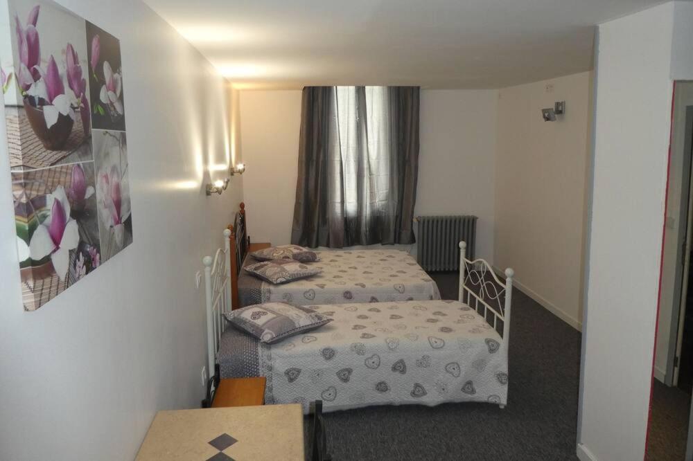 Etanit ! Etape Calme Et Parking Velo, Bicycle - Connection Tous A 1Mn Bus,Train Et Aeroport - Plein Centre De Beziers Pour Visiter,Manger - Chambres Climatisees, Spacieuses Amenagees Pour Singles, Couple, Et Ou Familles - Consigne Et Petit Dej En Plu Béziers Dış mekan fotoğraf