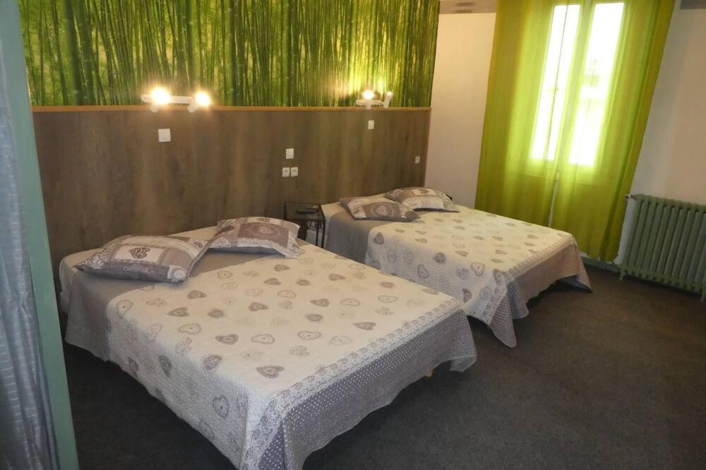 Etanit ! Etape Calme Et Parking Velo, Bicycle - Connection Tous A 1Mn Bus,Train Et Aeroport - Plein Centre De Beziers Pour Visiter,Manger - Chambres Climatisees, Spacieuses Amenagees Pour Singles, Couple, Et Ou Familles - Consigne Et Petit Dej En Plu Béziers Dış mekan fotoğraf