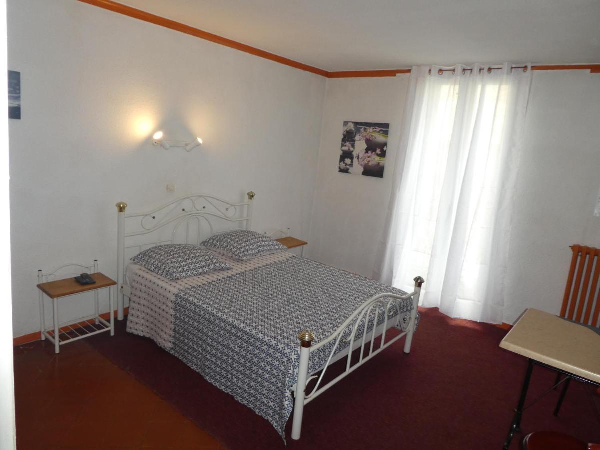 Etanit ! Etape Calme Et Parking Velo, Bicycle - Connection Tous A 1Mn Bus,Train Et Aeroport - Plein Centre De Beziers Pour Visiter,Manger - Chambres Climatisees, Spacieuses Amenagees Pour Singles, Couple, Et Ou Familles - Consigne Et Petit Dej En Plu Béziers Dış mekan fotoğraf